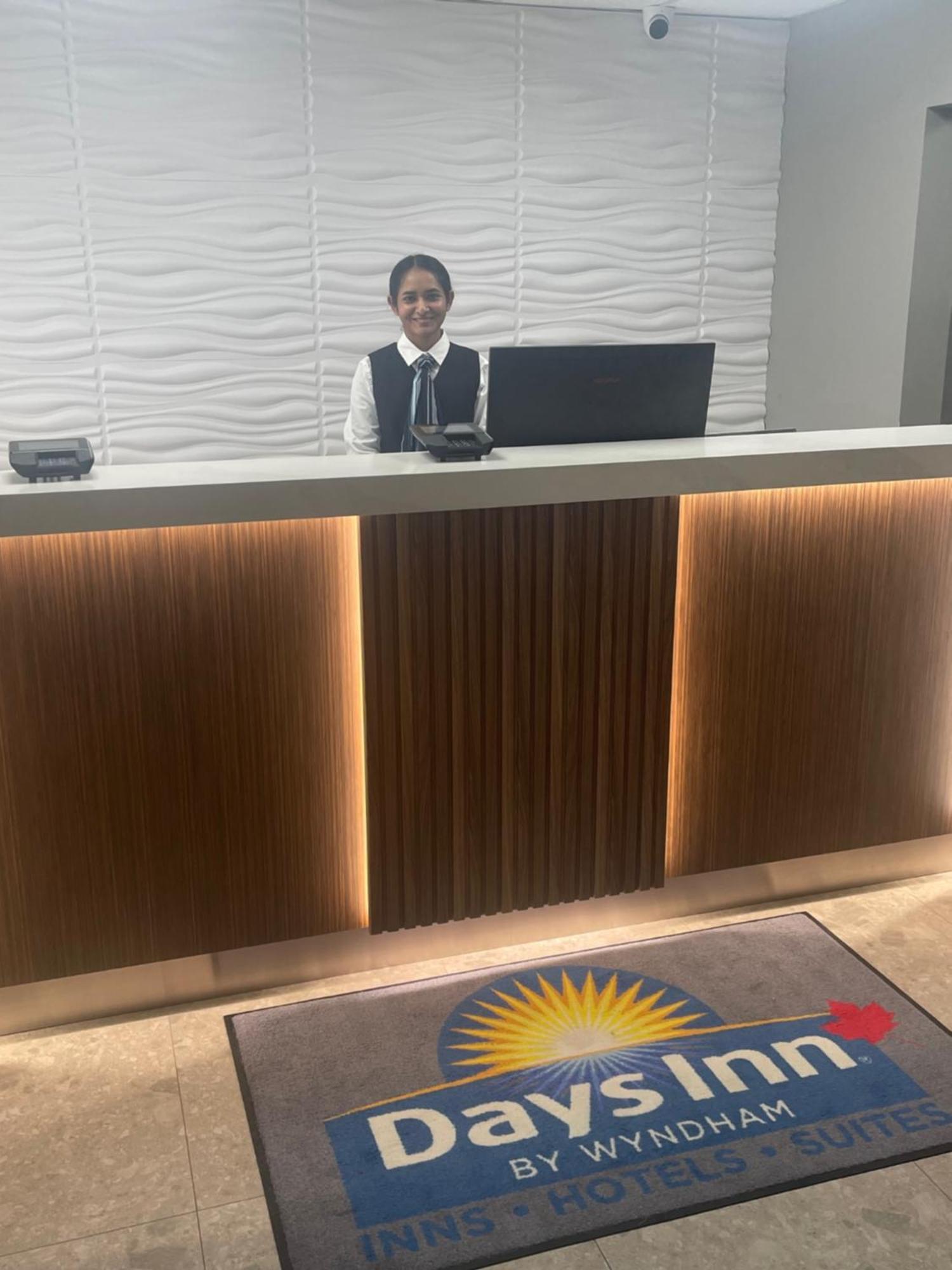 Days Inn & Suites By Wyndham سمرسايد المظهر الخارجي الصورة