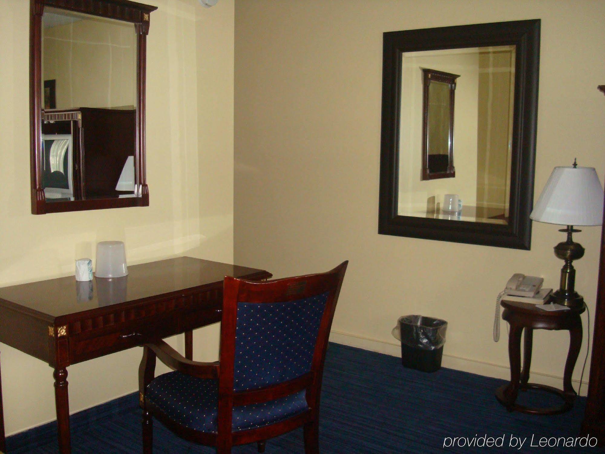 Days Inn & Suites By Wyndham سمرسايد الغرفة الصورة